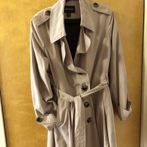 London Fog Trench Coat XL